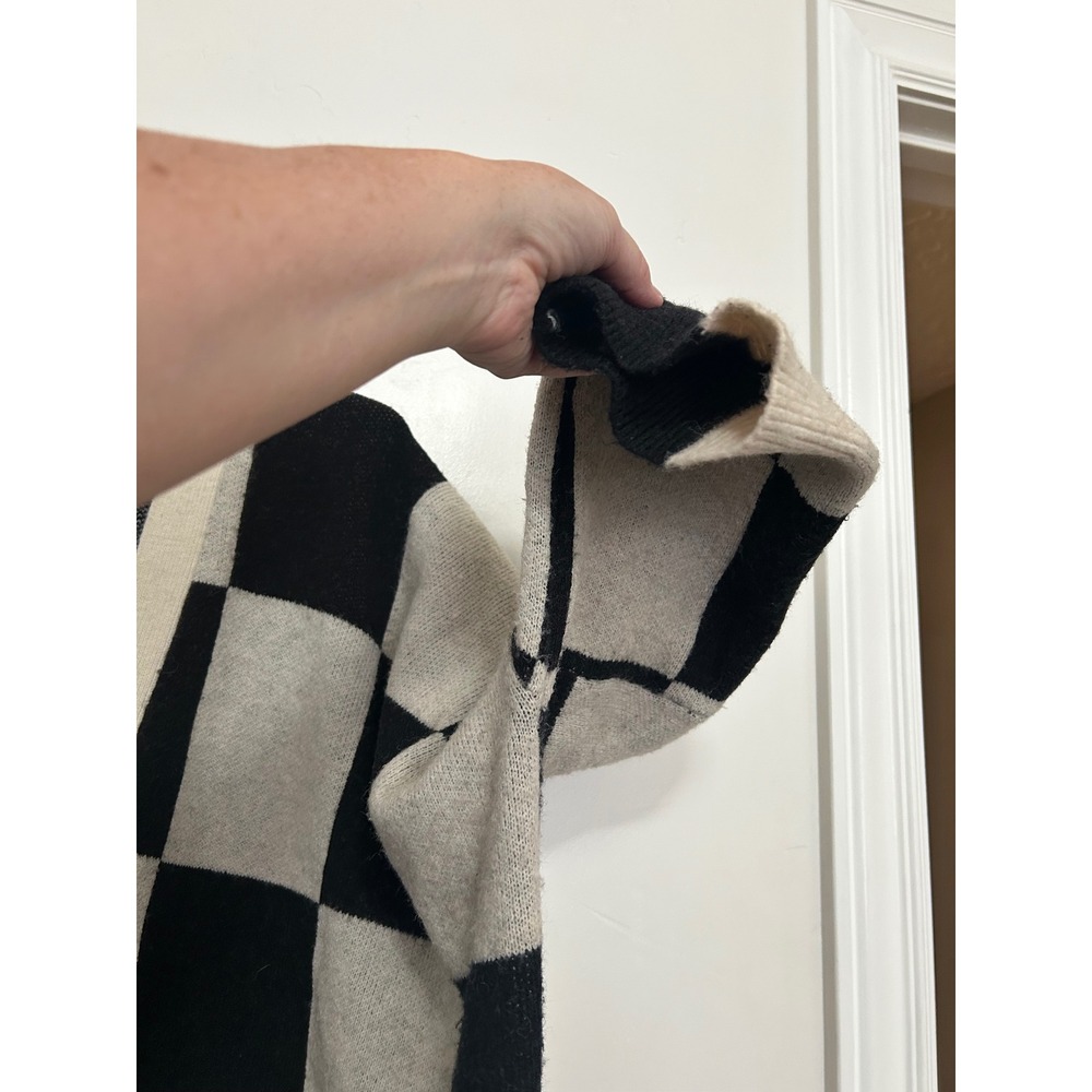 Dressed In Lala Black Cream Checkered Oversized Cardigan Sweater TAS526 Small - Picture 6 of 8